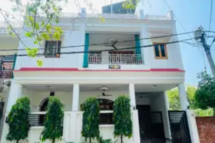 FLAT IN TARNA