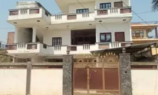 flat in lalpur soyepur
