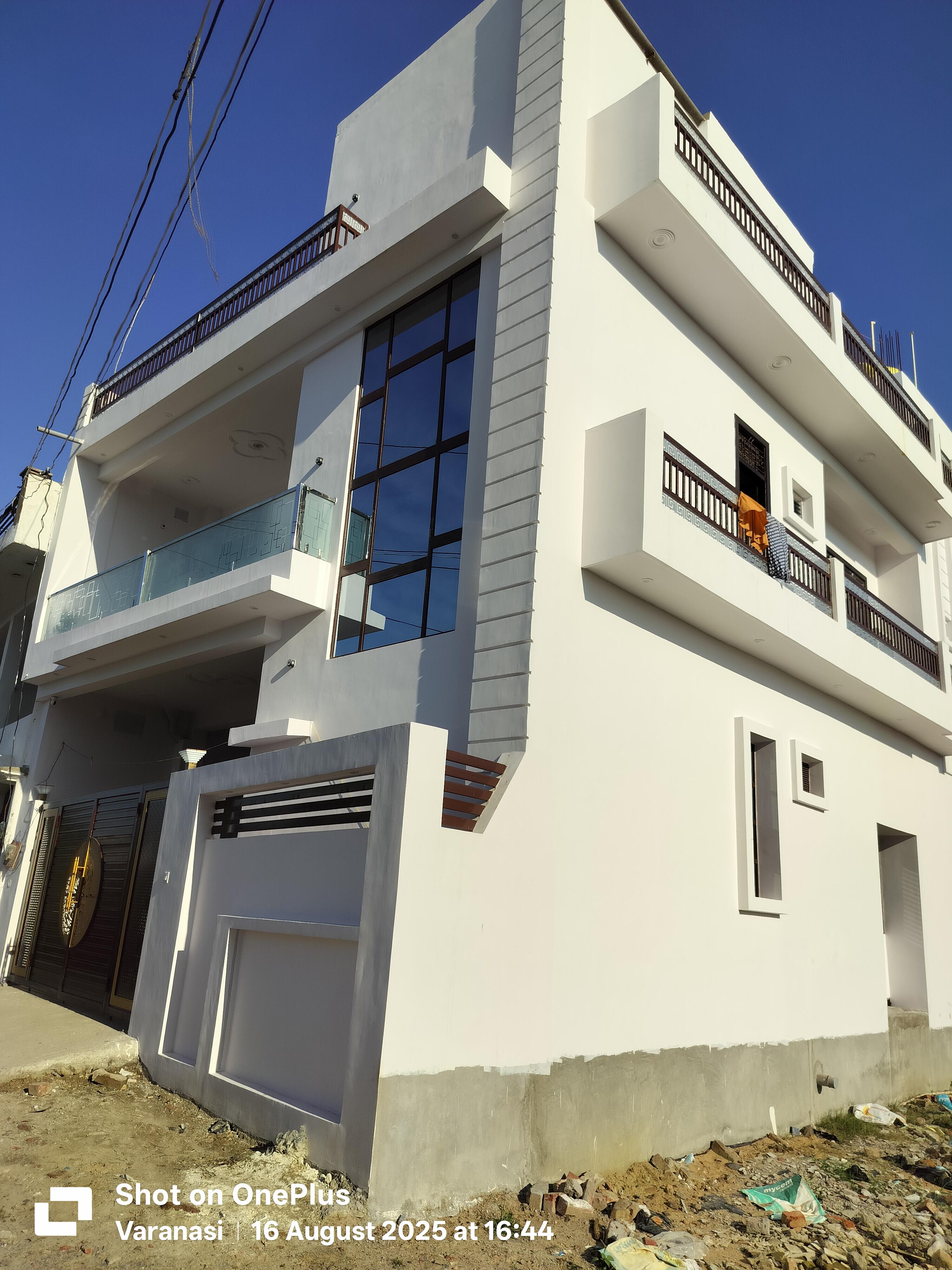 Flat in ravindrapuri